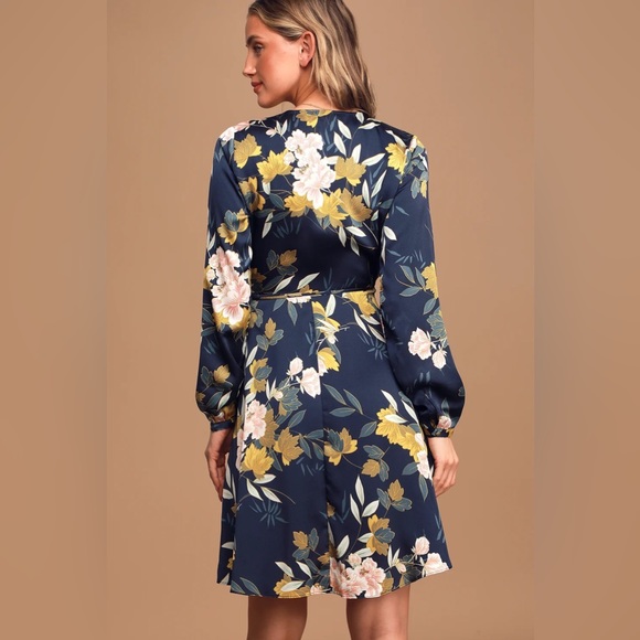 Lulus Love is Life Navy Blue Floral Print Satin Wrap Dress Size Small - Picture 3 of 11